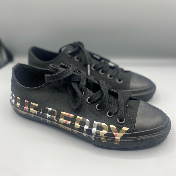 Burberry  Sneakers - Picture 1 of 7